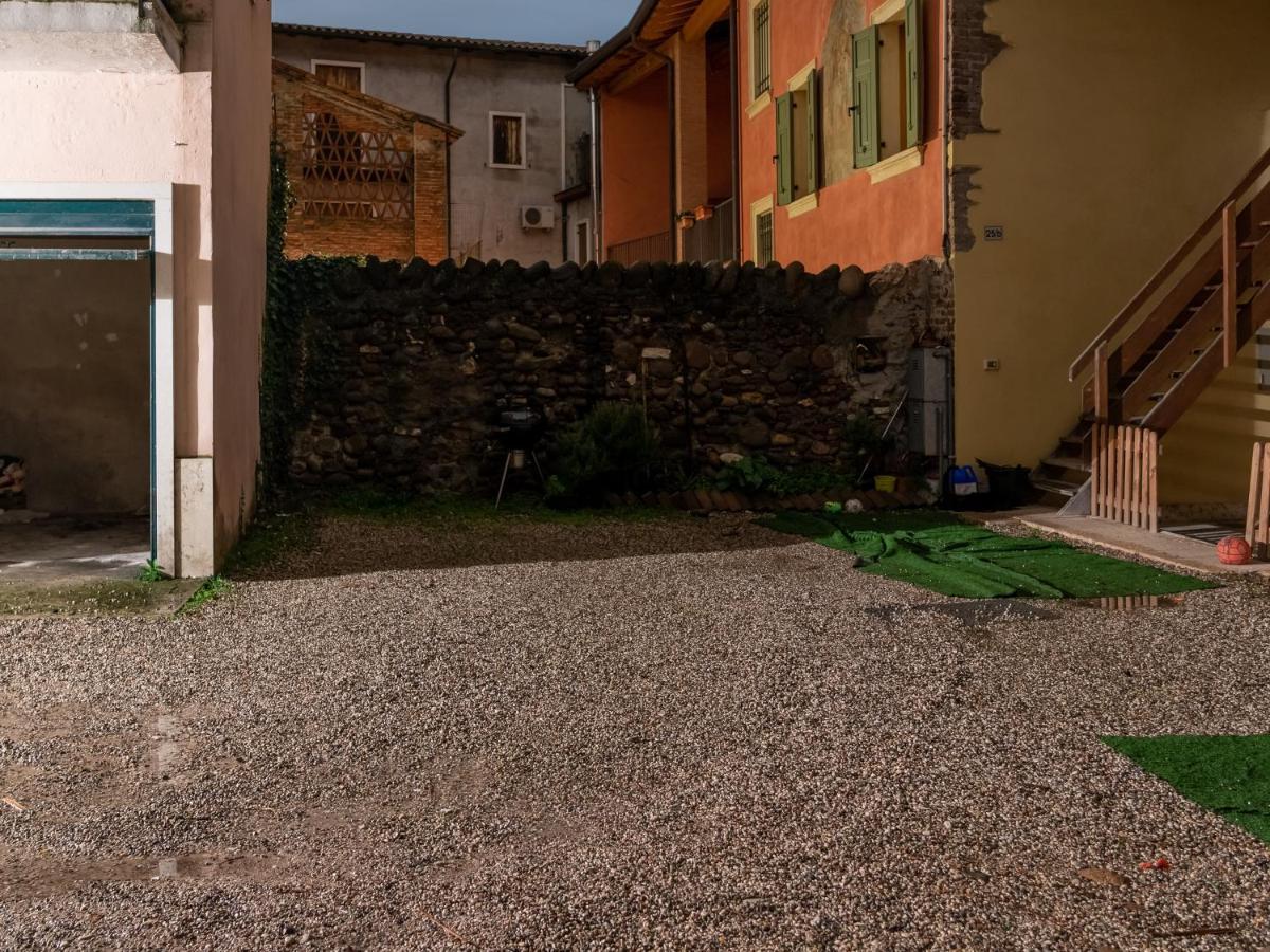 Camera Rustica In Valpolicella Con Parcheggio Pescantina Exteriér fotografie